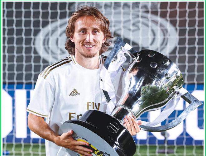 还展示了坚 还展示了坚