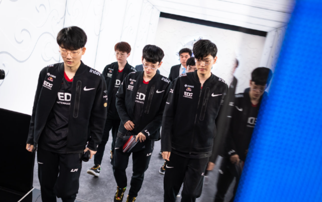 稳定的表现 稳定的表现